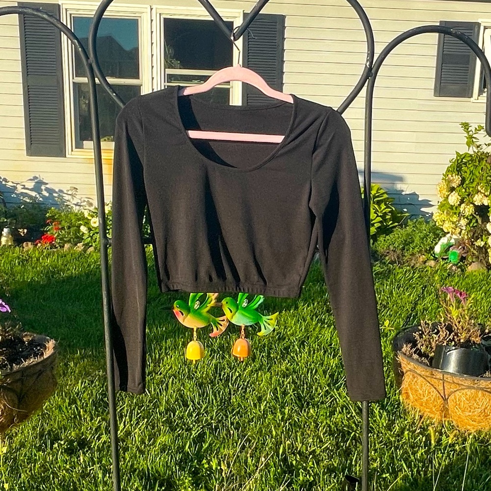 (2for$10) cropped yoga shirt